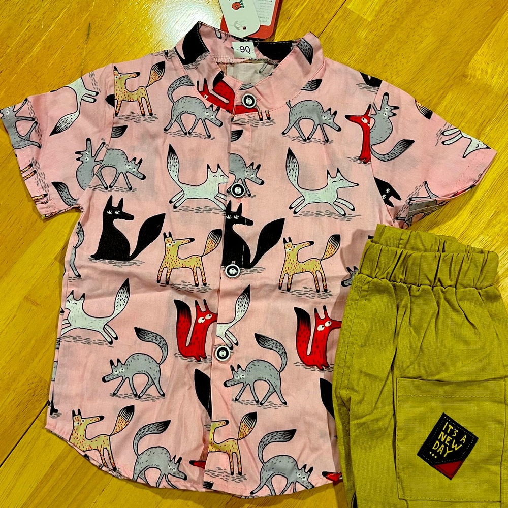 BNWT 2-piece 18-24mo Fox button up and shorts